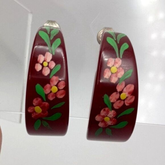 Handmade Jewelry - Vintage Lucite Clip-on Hoop Earrings Red Rust Hand Painted Pink Floral